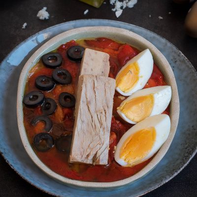 Pipirrana de pintahuevos de guarromán receta paso a paso